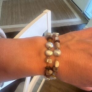Silpada Silver and Brown Shell & Wood Stretch Bracelet